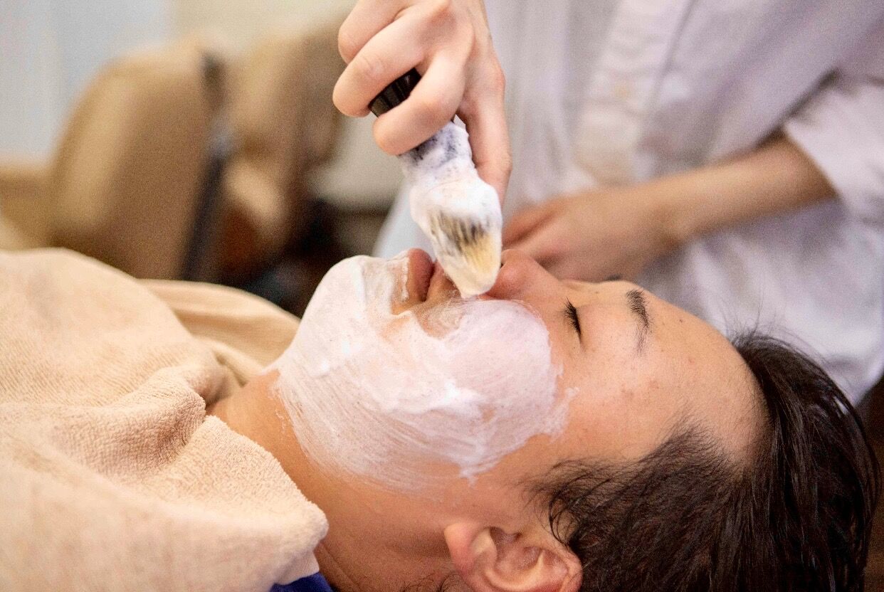 お顔そり、シェービングは君津市・木更津市で人気の理美容室エンゼルヘアサロンにお任せください