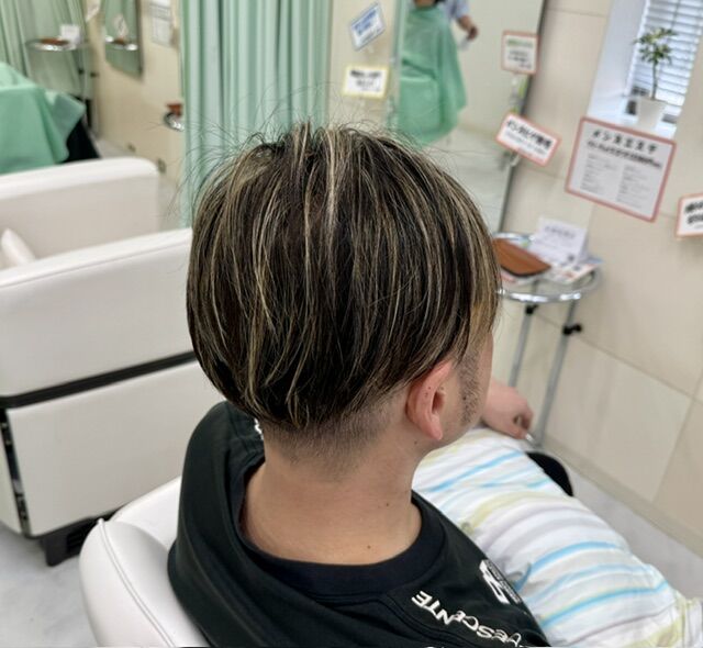 金髪メッシュは君津市・木更津市で人気の理美容室エンゼルヘアサロンにお任せください