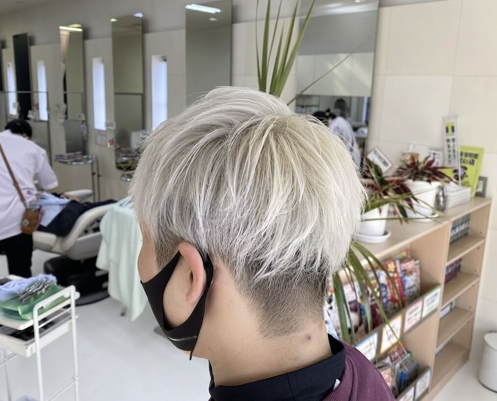 【君津市・木更津市】ハイトーンカラーに挑戦するならBARBARエンゼルヘアサロンへ